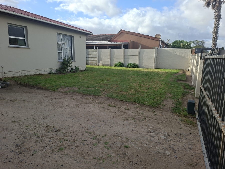3 Bedroom Property for Sale in Bell Glen Western Cape